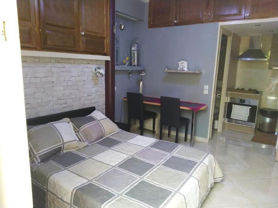 Studio Ideal Pour Deux Voyageurs Sur Marseille Exteriör bild