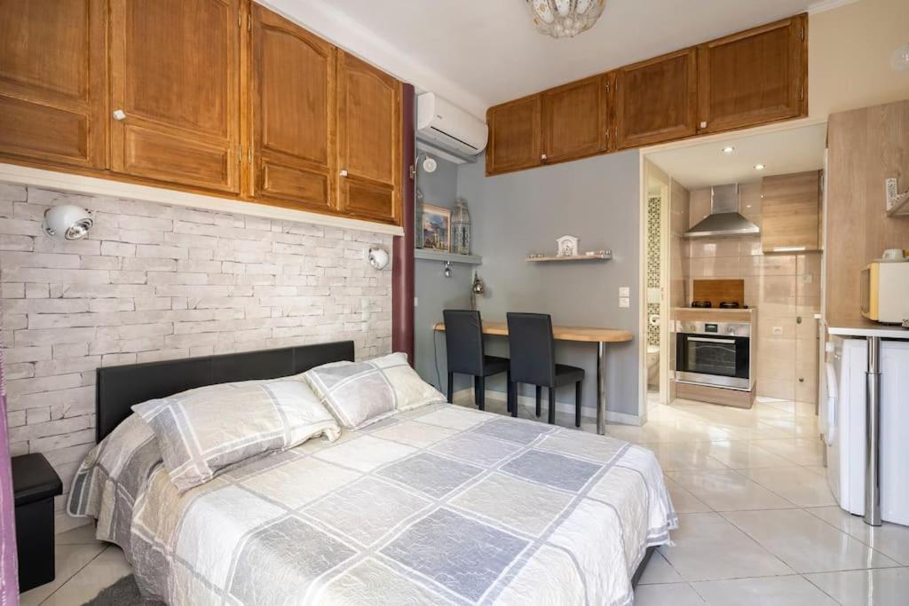 Studio Ideal Pour Deux Voyageurs Sur Marseille Exteriör bild