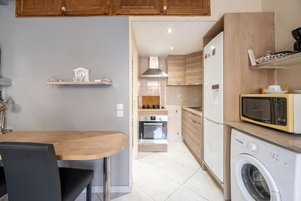 Studio Ideal Pour Deux Voyageurs Sur Marseille Exteriör bild